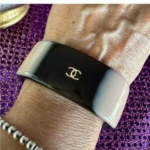 CHANEL Black and pink  Resin CC Logo Cuff Bracelet